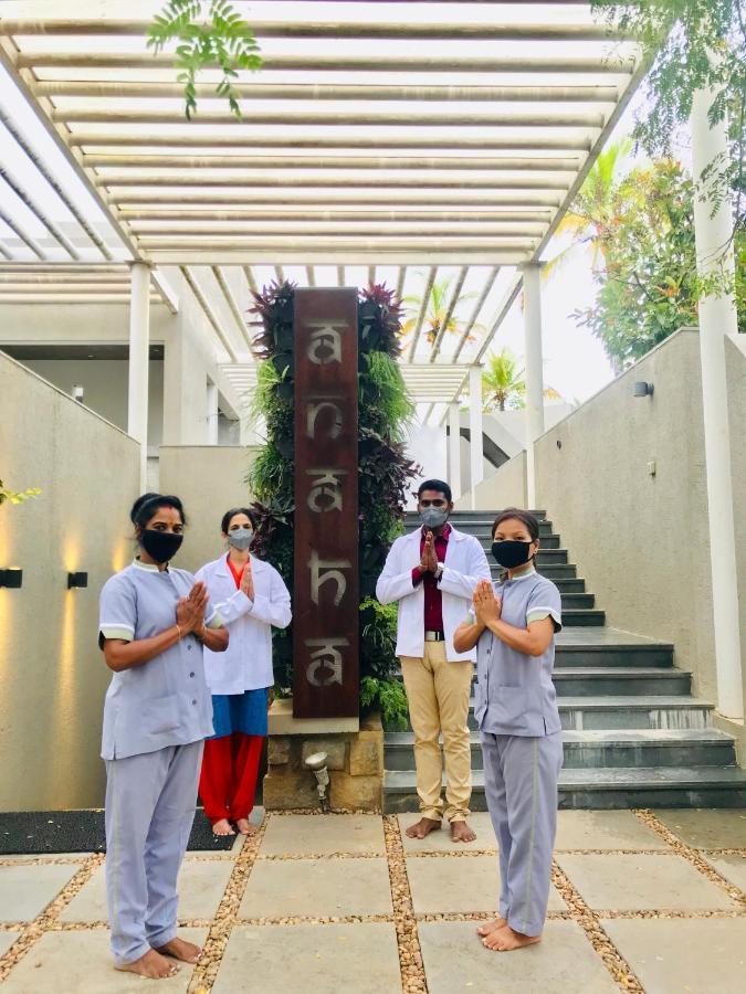Shreyas Retreat Hotel Nelamangala Exterior photo
