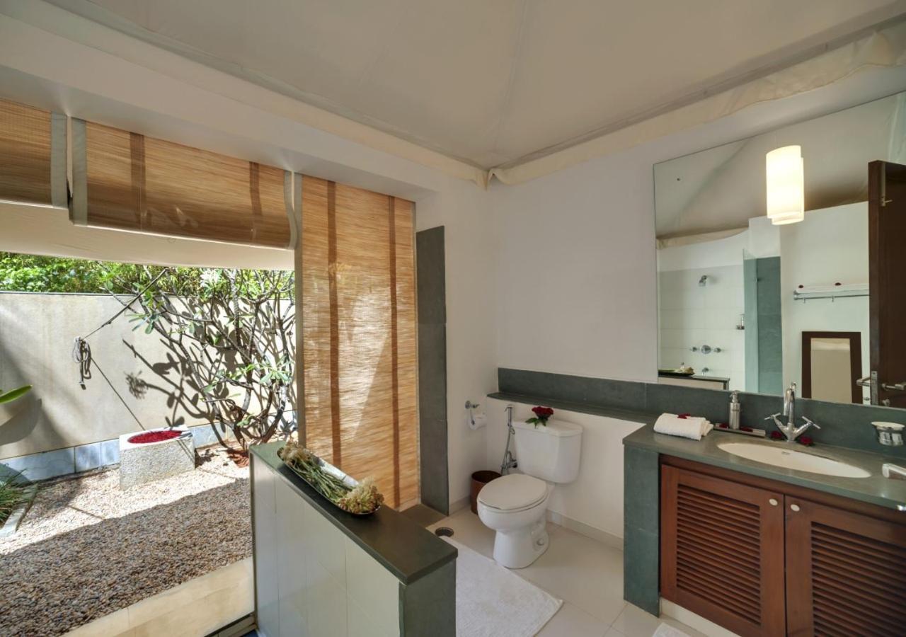 Shreyas Retreat Hotel Nelamangala Exterior photo