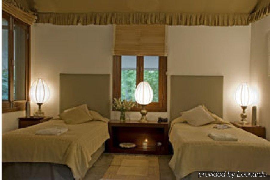 Shreyas Retreat Hotel Nelamangala Exterior photo