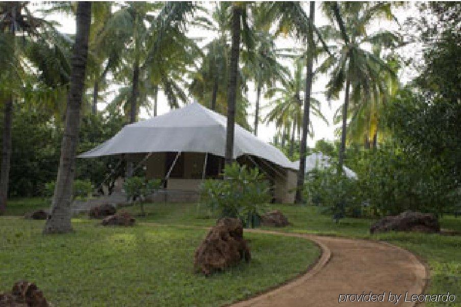 Shreyas Retreat Hotel Nelamangala Exterior photo